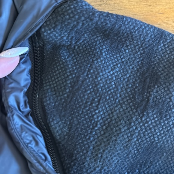 Appaman Boys 3T Black Puffer Coat With Removable Sleeves - Picture 3 of 6